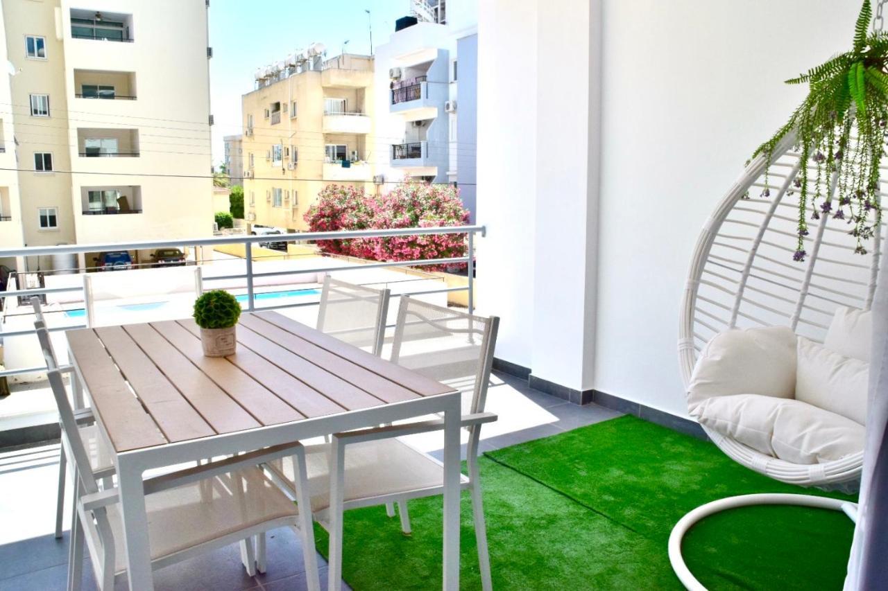 Apartament Coastal Getaway Larnaca Zewnętrze zdjęcie