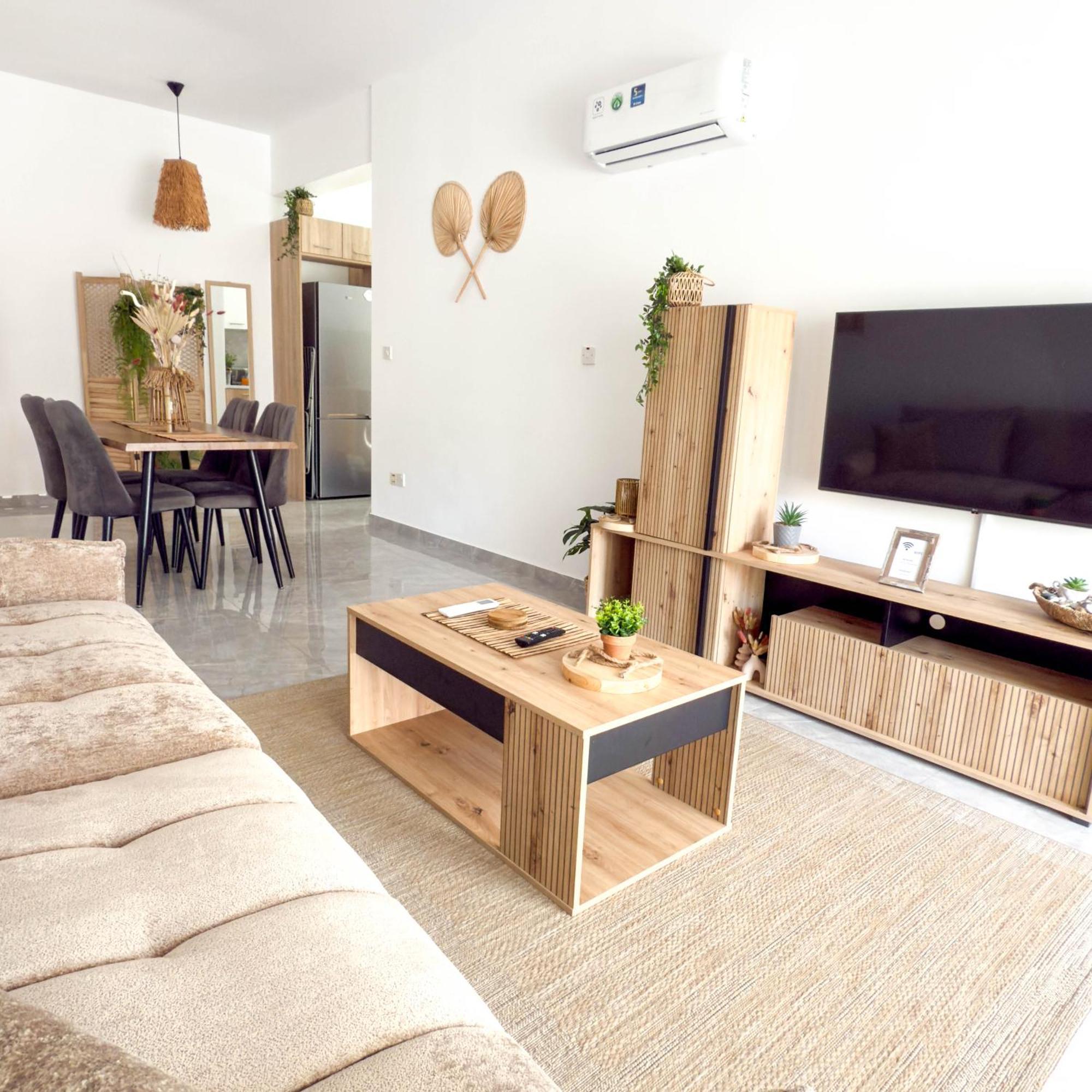 Apartament Coastal Getaway Larnaca Zewnętrze zdjęcie