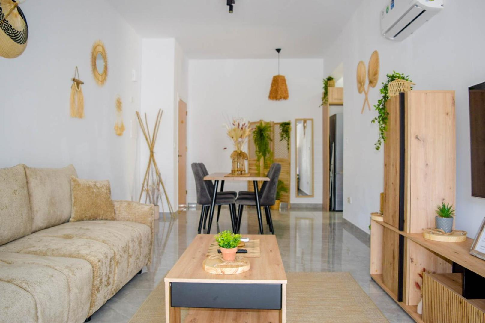 Apartament Coastal Getaway Larnaca Zewnętrze zdjęcie